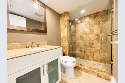 2401 Collins Ave #1807, Miami Beach, FL 33140 - Photo 9