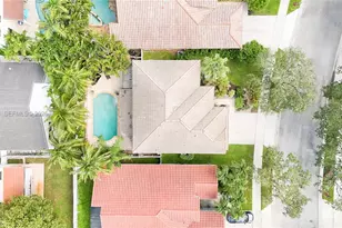 447 Cambridge Dr, Weston, FL 33326 - Photo 43