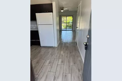 617 Ixoria Ave #16, Fort Pierce, FL 34982 - Photo 5