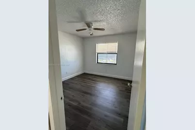 617 Ixoria Ave #16, Fort Pierce, FL 34982 - Photo 7