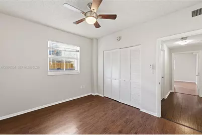 185 SE 14th Ter #1010, Miami, FL 33131 - Photo 15