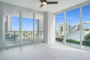 1040 Biscayne Blvd, Miami, FL 33132 - Photo 11