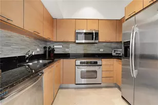 31 SE 5th Street 31 SE 5th St, Miami, FL 33131 - Photo 13