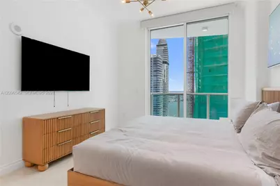 31 SE 5th Street 31 SE 5th Street #4314, Miami, FL 33131 - Photo 25