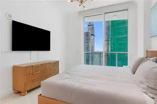31 SE 5th Street 31 SE 5th St, Miami, FL 33131 - Photo 25
