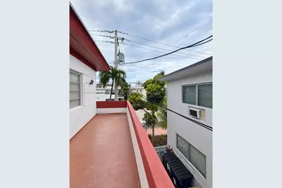 7712 Byron Ave #3, Miami Beach, FL 33141 - Photo 11