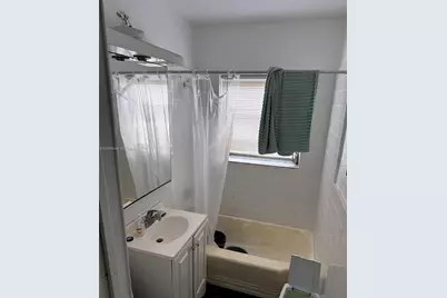 7712 Byron Ave #3, Miami Beach, FL 33141 - Photo 9
