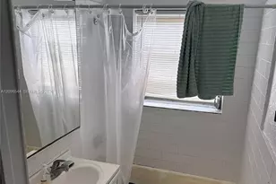 7712 Byron Ave, Miami Beach, FL 33141 - Photo 9