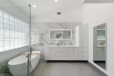 1391 NW 185th Ter, Pembroke Pines, FL 33029 - Photo 17