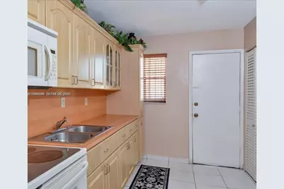 1900 W 54th St #307, Hialeah, FL 33012 - Photo 1