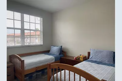 615 SW 147th Ave #615, Pembroke Pines, FL 33027 - Photo 9