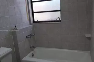 8860 SW 123rd Ct, Miami, FL 33186 - Photo 11