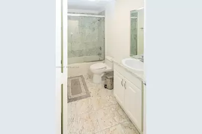 2000 Bay Dr #203, Miami Beach, FL 33141 - Photo 17