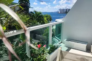 2000 Bay Dr, Miami Beach, FL 33141 - Photo 3