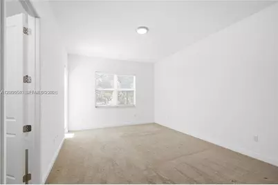 12441 NW 18th Ct, Pembroke Pines, FL 33028 - Photo 19