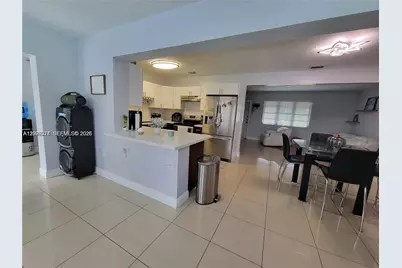 6930 SW 12th St, Pembroke Pines, FL 33023 - Photo 11