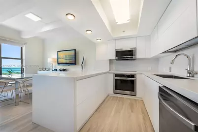 1330 Ocean Dr #R5D, Miami Beach, FL 33139 - Photo 9