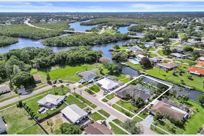 464 NE Cornwall Avenue, Port Saint Lucie, FL 34983 - Photo 89