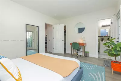 735 NE 15th St #4, Fort Lauderdale, FL 33304 - Photo 15