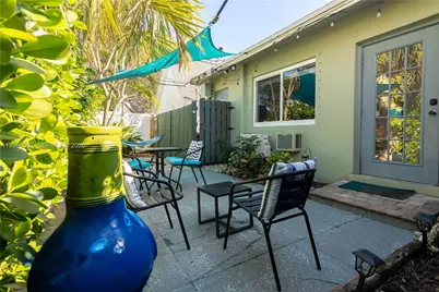 735 NE 15th St #4, Fort Lauderdale, FL 33304 - Photo 23