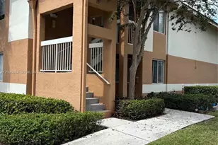 704 NW 92nd Ave, Plantation, FL 33324 - Photo 29