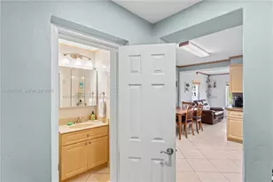 326 E 44th St, Hialeah, FL 33013 - Photo 15