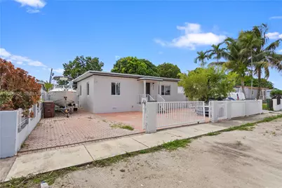 326 E 44th St, Hialeah, FL 33013 - Photo 45