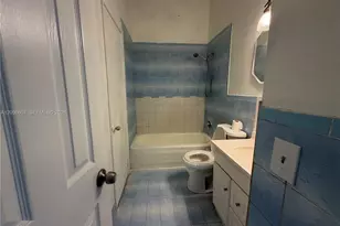 4634 NW 185th St, Miami Gardens, FL 33055 - Photo 9