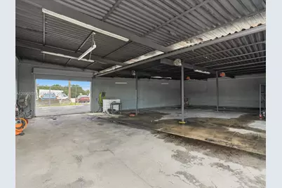 17200 NW 2nd Ct, Miami Gardens, FL 33169 - Photo 13