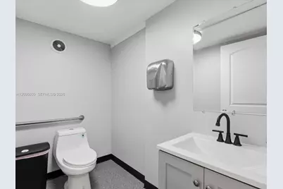 17200 NW 2nd Ct, Miami Gardens, FL 33169 - Photo 23