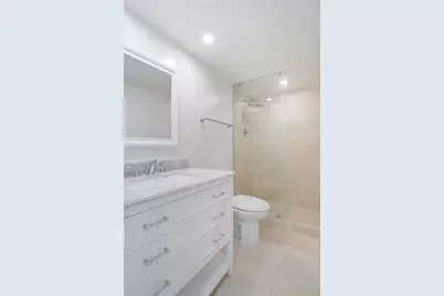 5101 Collins Ave #11R, Miami Beach, FL 33140 - Photo 11