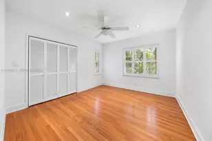 2301 N Greenway Dr, Coral Gables, FL 33134 - Photo 11
