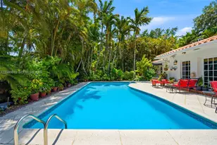 2301 N Greenway Dr, Coral Gables, FL 33134 - Photo 5