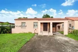 8 NW 33rd Ave, Miami, FL 33125 - Photo 1
