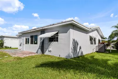8300 NW 59th Street, Tamarac, FL 33321 - Photo 5