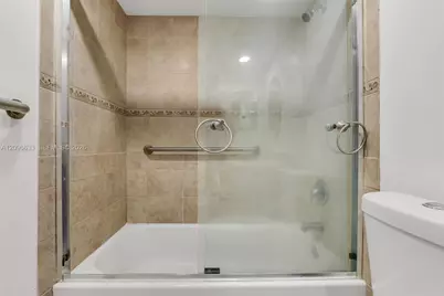 220 Lakeview Dr #205, Weston, FL 33326 - Photo 17