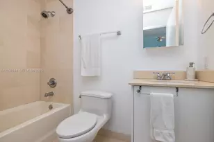 60 SW 13th St, Miami, FL 33130 - Photo 15