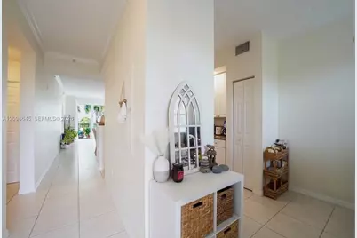 26 Royal Palm Way #304, Boca Raton, FL 33432 - Photo 7