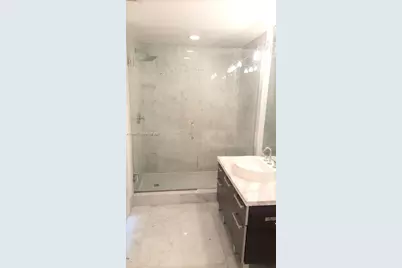 253 NE 2nd St #1004, Miami, FL 33132 - Photo 13