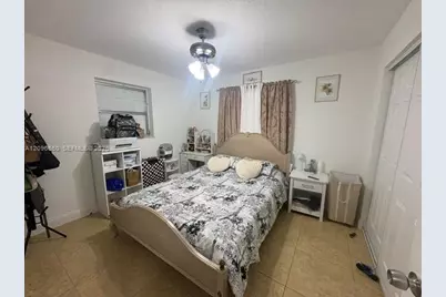 3591 NW 37th St, Lauderdale Lakes, FL 33309 - Photo 9