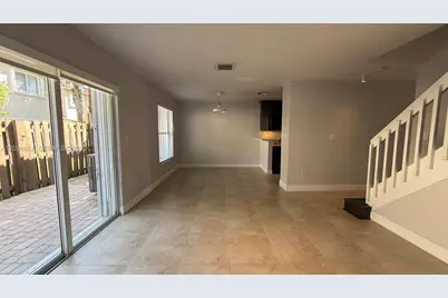 17071 NW 22nd St, Pembroke Pines, FL 33028 - Photo 43