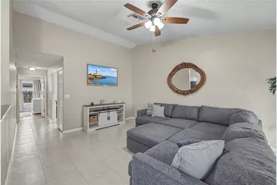 1290 Mc Dermott Ln, Royal Palm Beach, FL 33411 - Photo 5