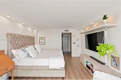 1000 E Island Blvd #1402, Aventura, FL 33160 - Photo 17