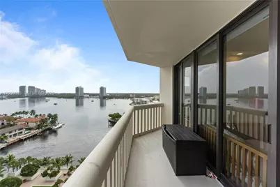 1000 E Island Blvd #1402, Aventura, FL 33160 - Photo 15