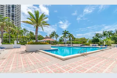 1000 E Island Blvd #1402, Aventura, FL 33160 - Photo 47
