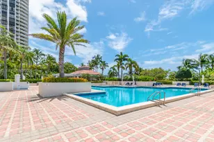 1000 E Island Blvd, Aventura, FL 33160 - Photo 47