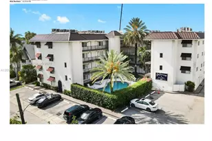 924 SE 2nd St, Fort Lauderdale, FL 33301 - Photo 1