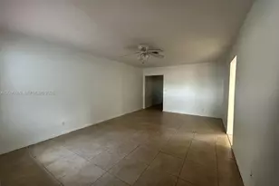 4351 SW 52nd Ct, Dania Beach, FL 33314 - Photo 5