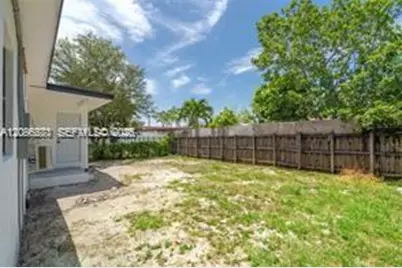2121 NW 86th Ter, Miami, FL 33147 - Photo 25