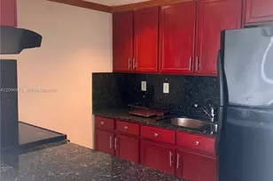 820 NW 87th Ave, Miami, FL 33172 - Photo 5